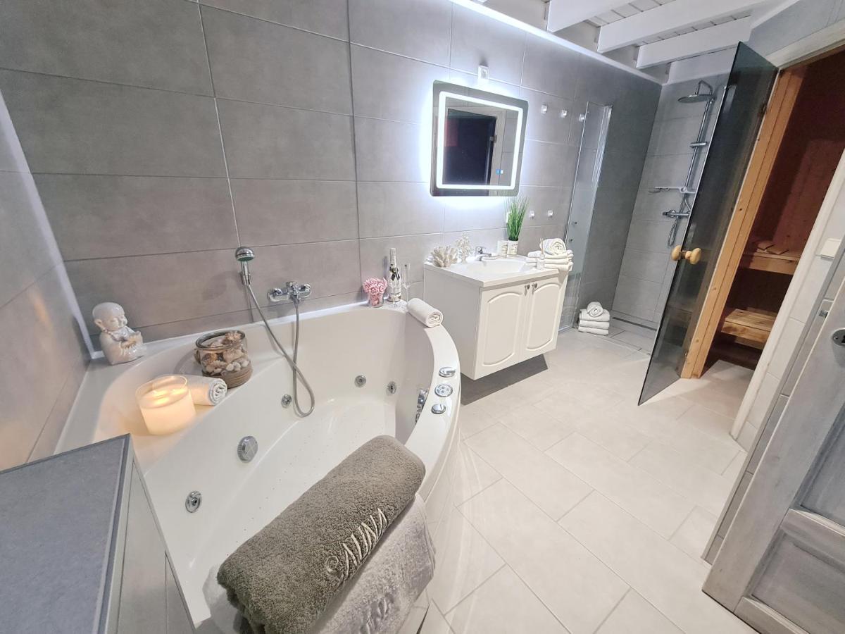 Strandhaus Ruegen - Meerblick, Sauna, Kamin & Whirlpool Baabe Extérieur photo